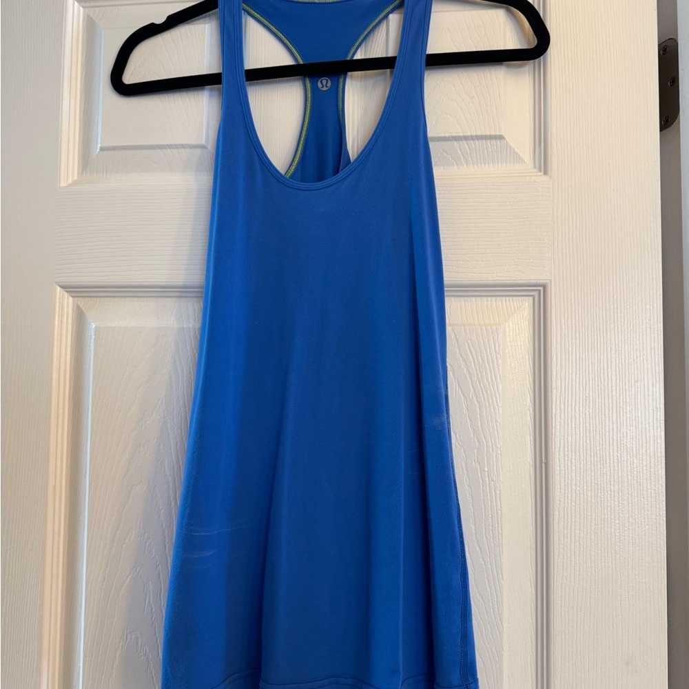 Lululemon tank